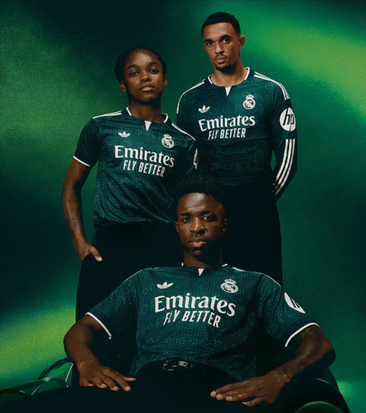 Real Madrid Away | Player Edition | Half Sleeve - 1